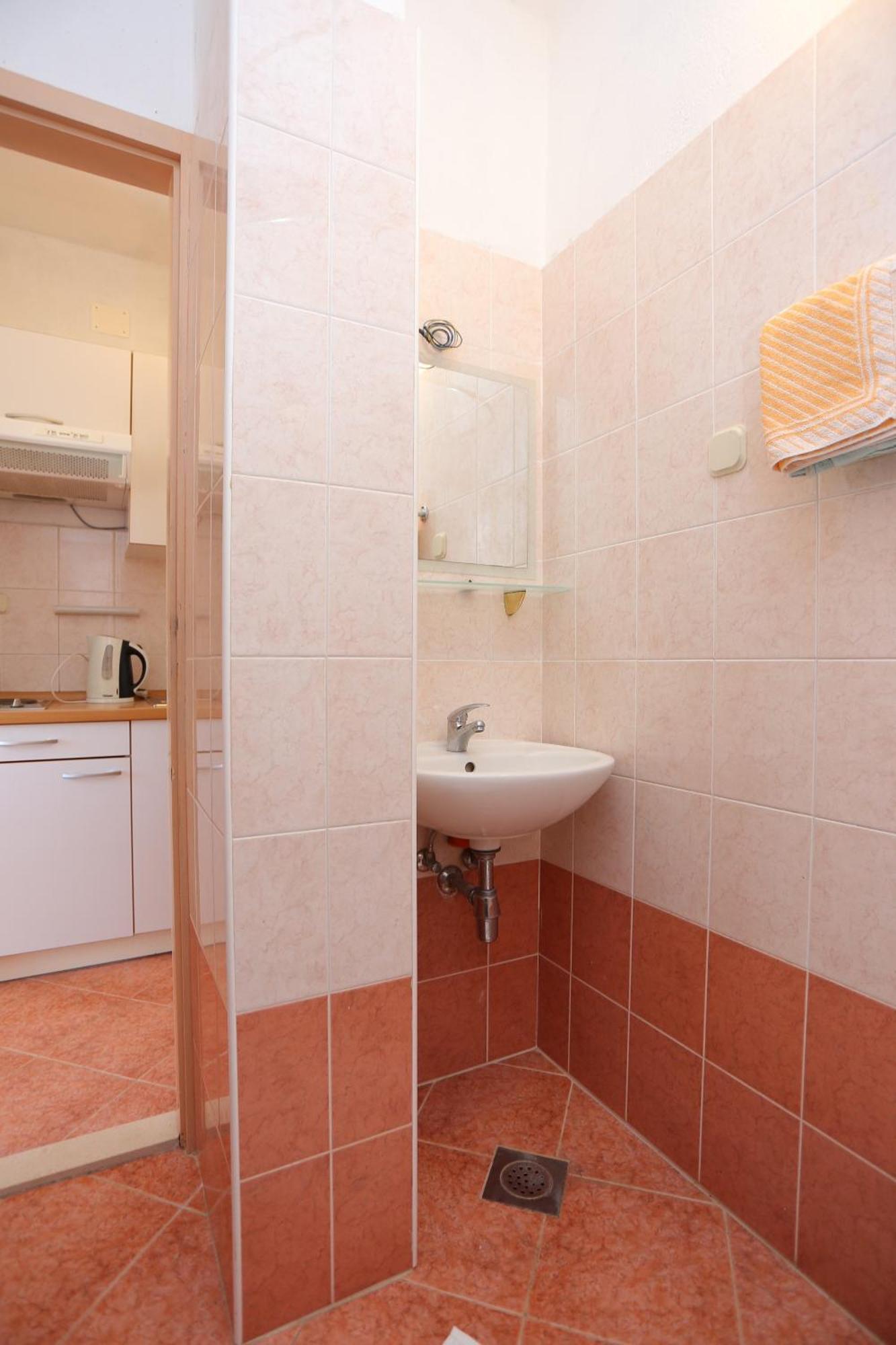 Apartments By The Sea Igrane, Makarska - 311 Rom bilde